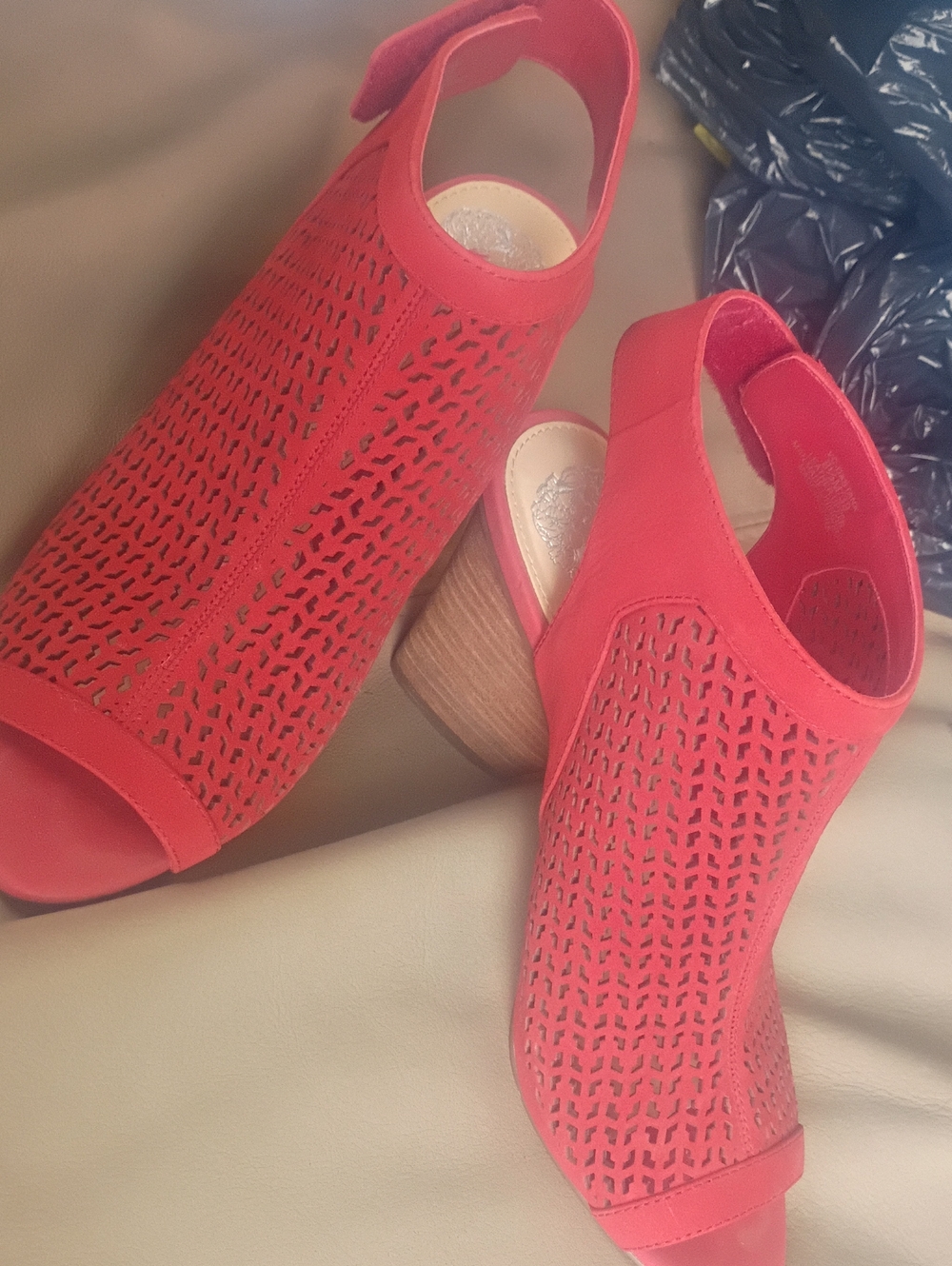 Vince CumatoRed Perforated Peep-Toe Block Heel Sandals